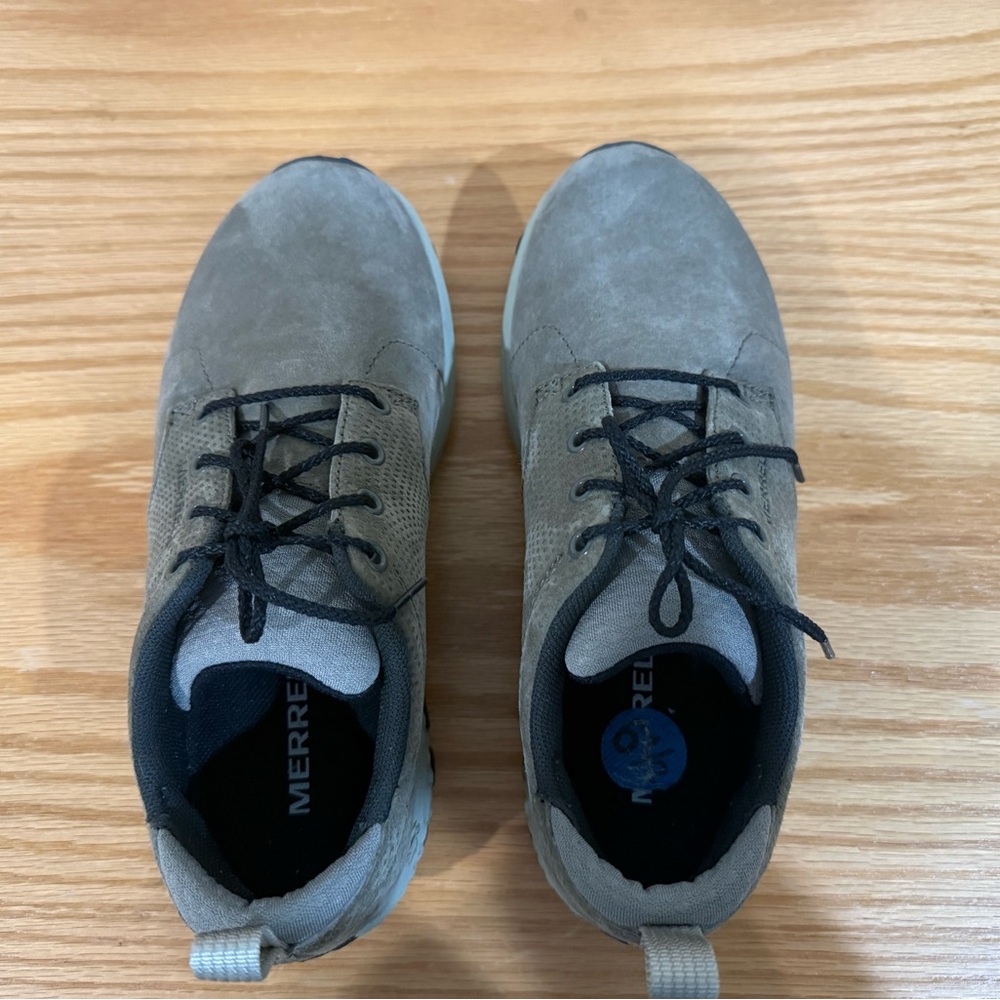 Merrell Women’s Tan and Black Lace Up Walking Shoes